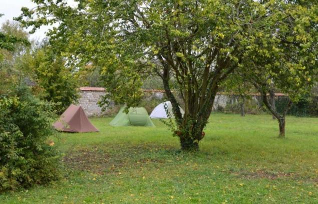 Fontaineblhostel Hostel & Camping Near Fontainebleau La Chapelle-la-Reine 외부 사진
