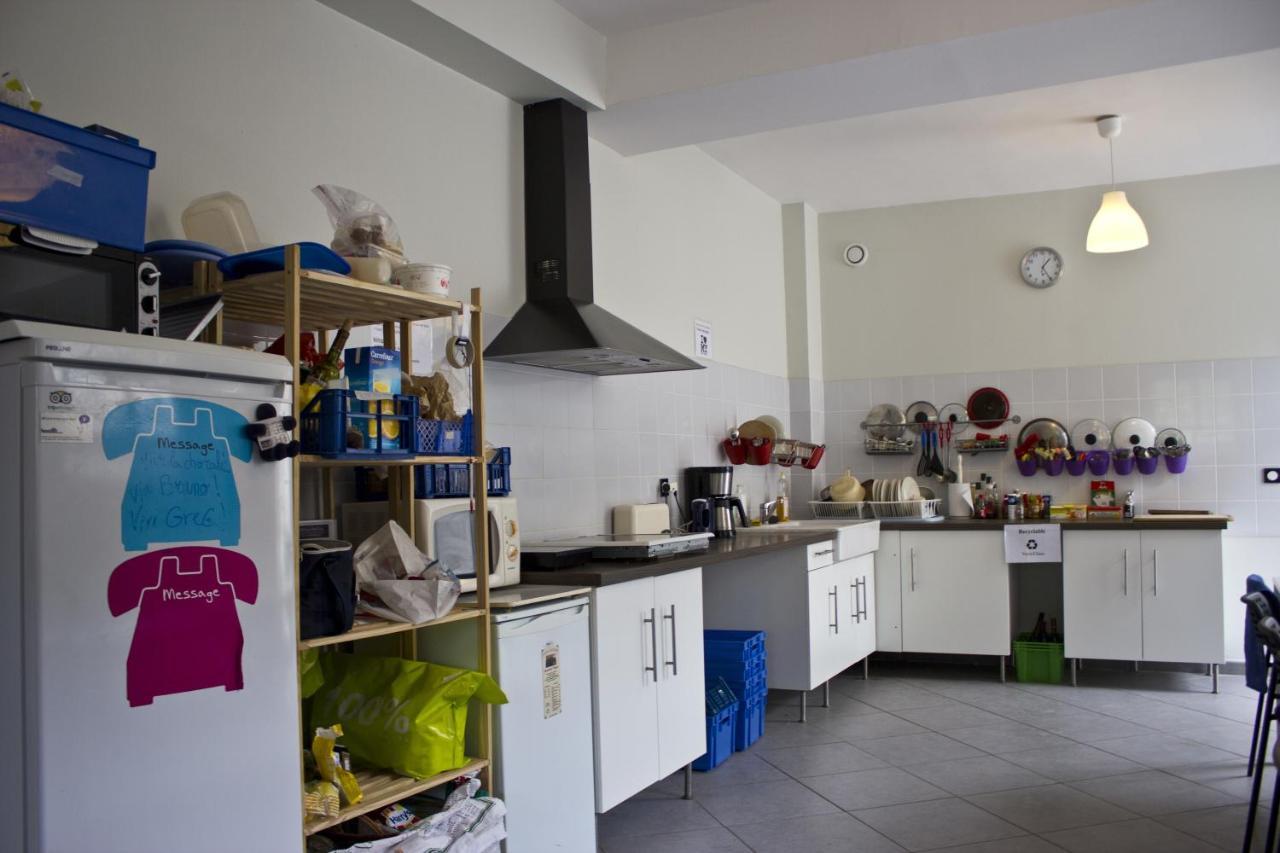 Fontaineblhostel Hostel & Camping Near Fontainebleau La Chapelle-la-Reine 외부 사진